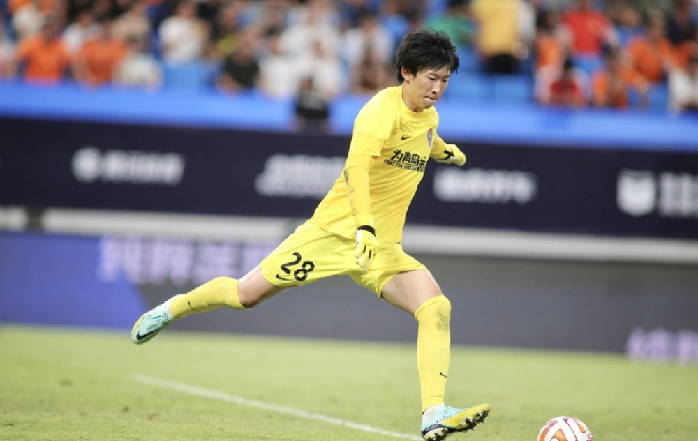 波鸿门将超级扑救入选周最佳阵容  